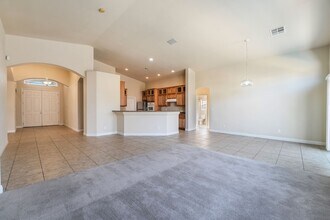2115 Zicker Ave in Las Vegas, NV - Building Photo - Building Photo