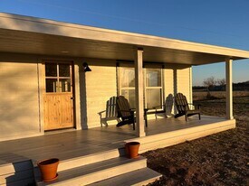 1227 Deer Run Rd in Valley Mills, TX - Building Photo