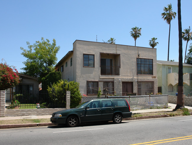 1008 N Normandie Ave in Los Angeles, CA - Foto de edificio - Building Photo