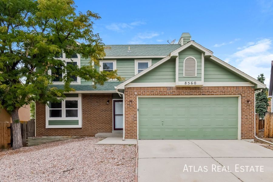 8560 Ilex Dr in Colorado Springs, CO - Building Photo