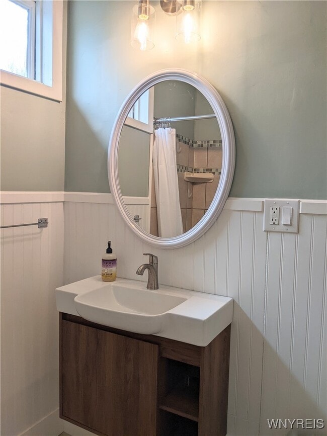 property at 1582 Delaware Ave