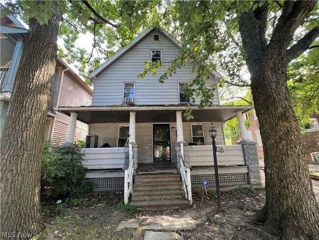 property at 2895 E 118th St