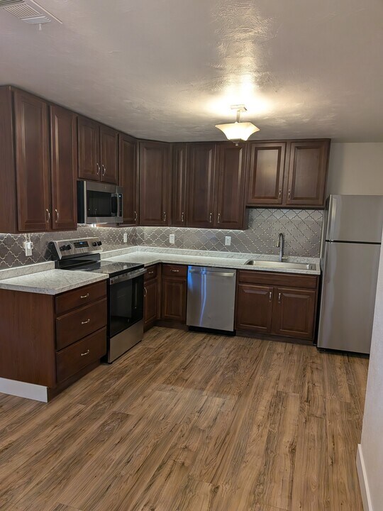 2126 S Nelson St in Lakewood, CO - Building Photo