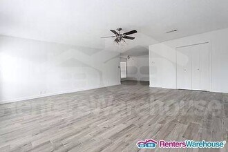 6900 Trendal Ln in Austin, TX - Building Photo - Building Photo