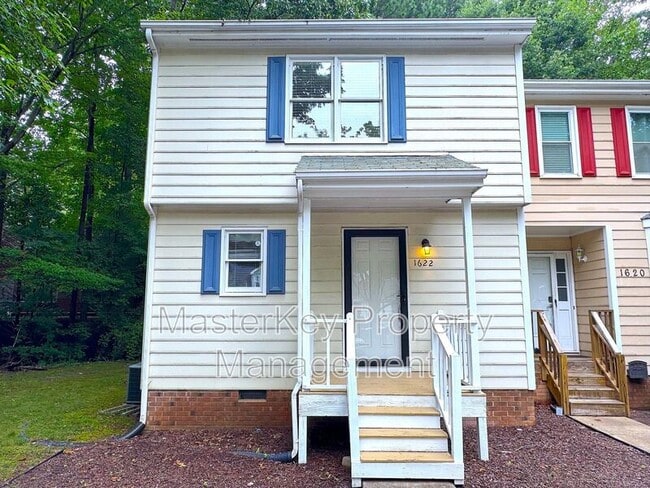 property at 1622 Roanoke St