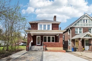 3459 Beechwood Blvd, Unit 1 in Pittsburgh, PA - Building Photo