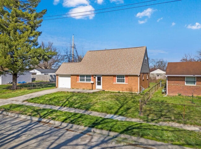 property at 1602 Vilardo Ln