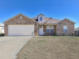 116 Meadow Dr in Beebe, AR - Building Photo