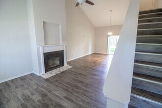 3510 Forum Blvd in Columbia, MO - Building Photo - Building Photo