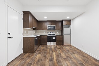 26 Setonstone Grn SE in Calgary, AB - Building Photo - Building Photo