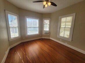 610 16th St in Galveston, TX - Building Photo - Building Photo