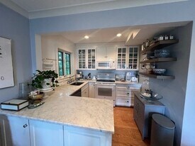 133 Walnut St in Wellesley, MA - Building Photo