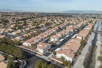 Galleria Villas in Henderson, NV - Building Photo - Building Photo