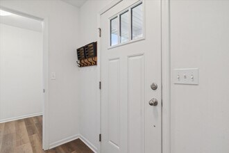 525 Jenny Wy in Brighton, MI - Building Photo - Building Photo