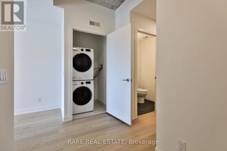 761 Queen St E in Toronto, ON - Building Photo - Building Photo