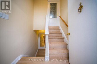 46 Samba Dr in Toronto, ON - Building Photo - Building Photo