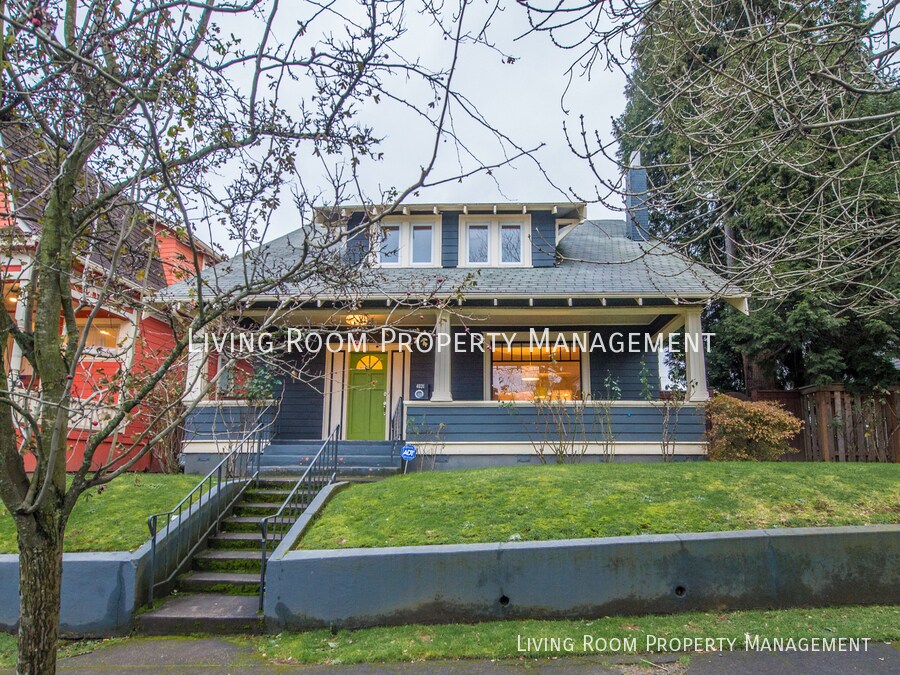 4031 N Michigan Ave in Portland, OR - Building Photo