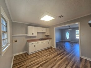 204 Dunand St in Lafayette, LA - Building Photo - Building Photo