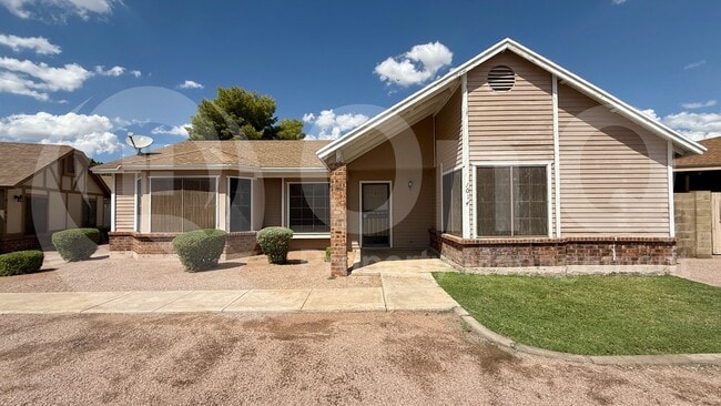 property at 1055 N Recker Rd