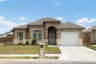 524 Oak Ridge St in Donna, TX - Building Photo