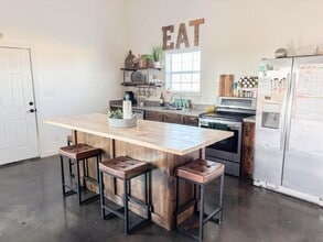 3400 Cordova Rd in Seguin, TX - Building Photo - Building Photo