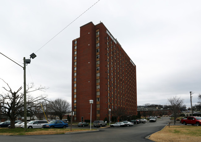 Radnor Towers in Nashville, TN - Building Photo - Building Photo