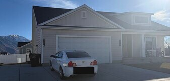 1322 E 750 S, Unit 1324 in Spanish Fork, UT - Building Photo