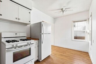 931 NE Alberta St in Portland, OR - Building Photo - Building Photo