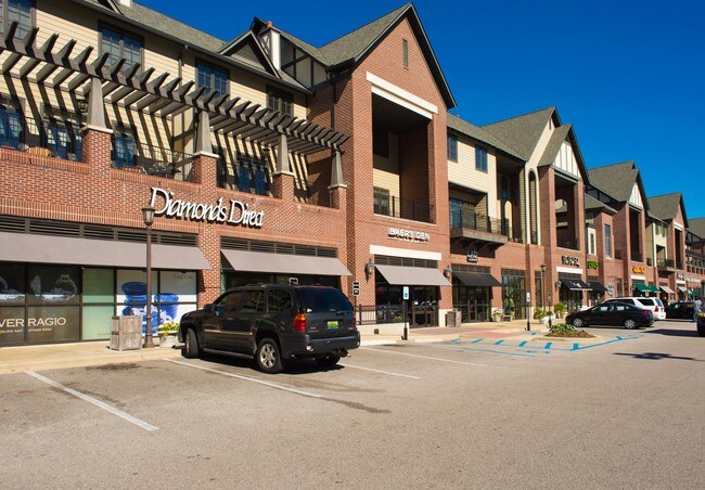 2800 Cahaba Village Plz in Mountain Brook, AL - Foto de edificio - Building Photo