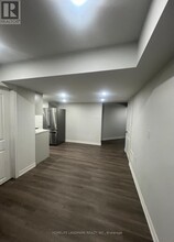 1511 Farmstead Dr in Milton, ON - Building Photo - Building Photo