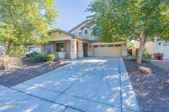 2943 E Quiet Hollow Ln in Phoenix, AZ - Building Photo - Building Photo