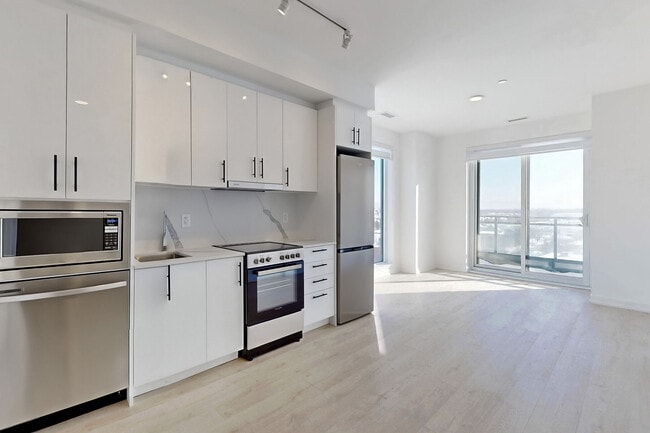 9751 Markham Rd in Markham, ON - Building Photo - Building Photo