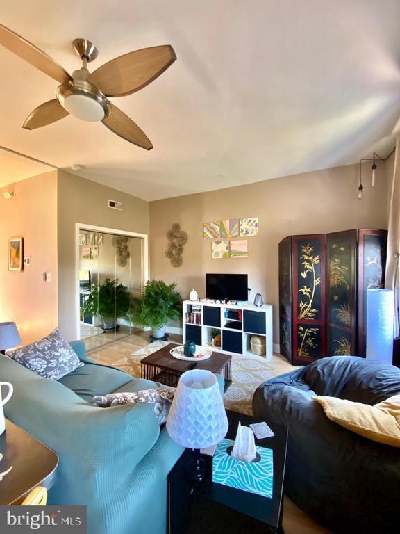 property at 1936 N 7th St