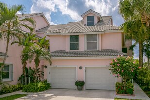 4410 Fairway Dr N in Jupiter, FL - Building Photo