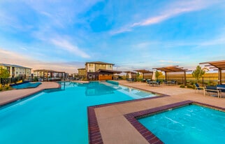 Strata in Denver, CO - Building Photo