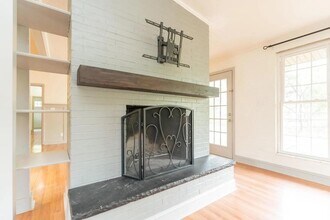 203 Hathaway Dr in Signal Mountain, TN - Foto de edificio - Building Photo