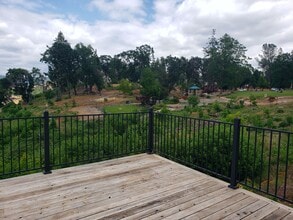 6190 Forty Oaks Ln in Paradise, CA - Building Photo - Building Photo