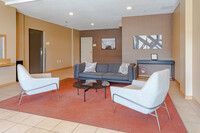 Emerson Hills Apartments in West St. Paul, MN - Foto de edificio - Interior Photo