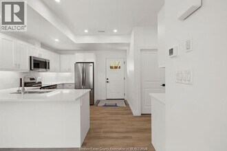 22 Gordon Ave in Essex, ON - Building Photo - Building Photo