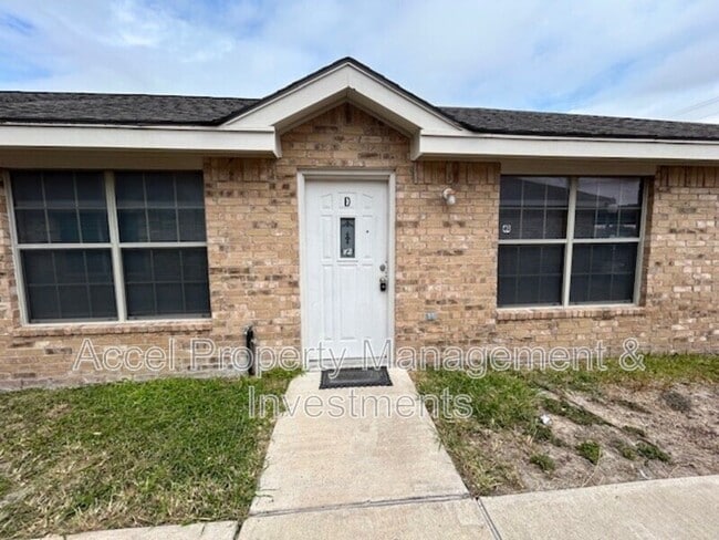 property at 1004 Fort Hood Ave