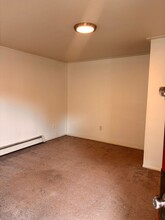3604 Oregon Dr in Anchorage, AK - Building Photo - Building Photo