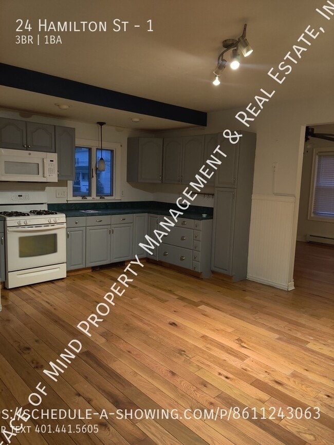 24 Hamilton St in Woonsocket, RI - Building Photo - Building Photo