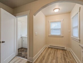 5607 Rockefeller Ave in Everett, WA - Building Photo - Building Photo