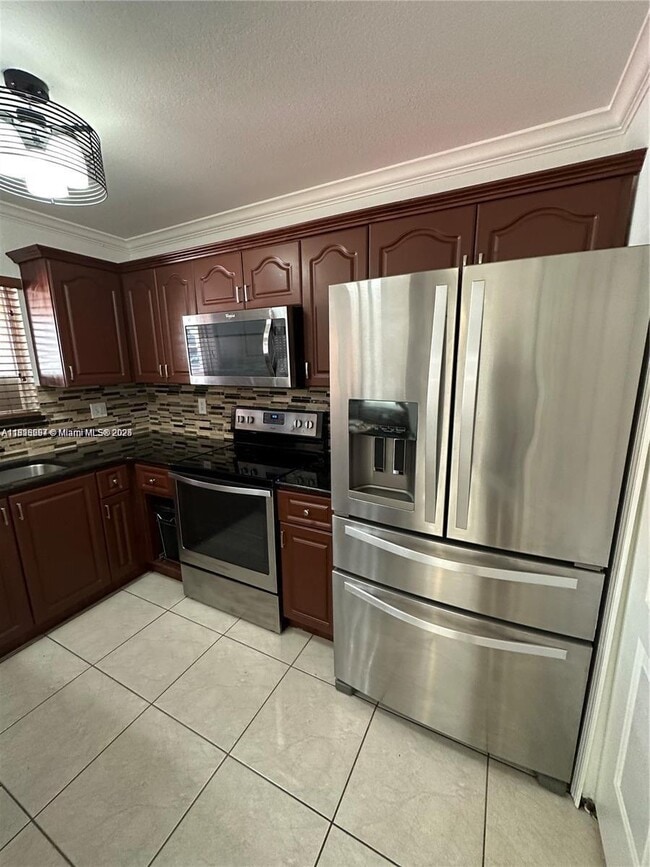 3783 NW 201st Terrace in Miami Gardens, FL - Building Photo - Building Photo