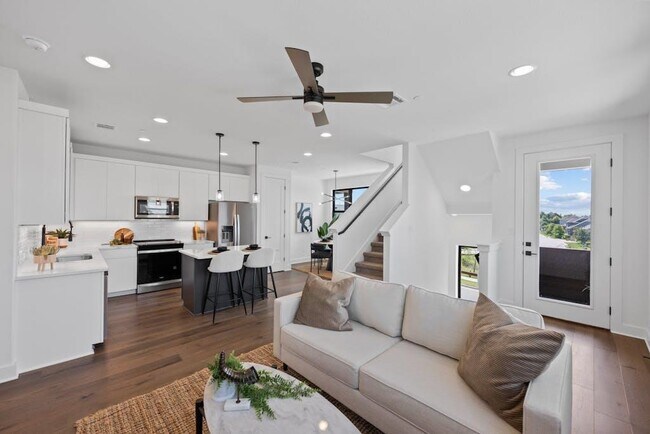 property at 315 Holton Dr