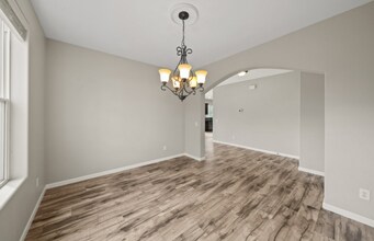 15642 SE Bollam Dr in Clackamas, OR - Building Photo - Building Photo