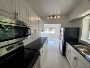 440 NW 140th St in Miami, FL - Building Photo - Building Photo
