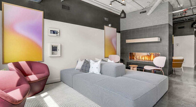 360 W 200 S, Unit SI ID1389248P in Salt Lake City, UT - Foto de edificio - Building Photo