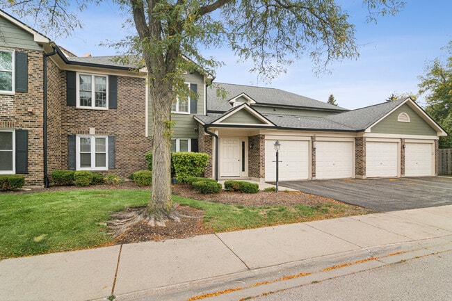 184 Grove Ave in Des Plaines, IL - Building Photo - Building Photo