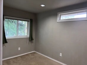 3109 NE 133rd St in Seattle, WA - Building Photo - Building Photo
